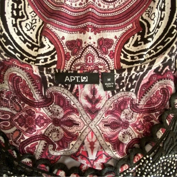 APT. 9 Dress Size M Sleeveless Embroidered with Rhinestones On Front - Picture 6 of 7